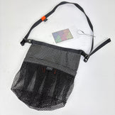 【OneSize ブラック系】 Light Sewing Machine ( ライトソーイングマシン ) ザ フューチャー The Future  ブラック（ブラックストラップ） z00057429 ブラック（ブラックストラップ） サコッシュポーチ バッグ ストレー