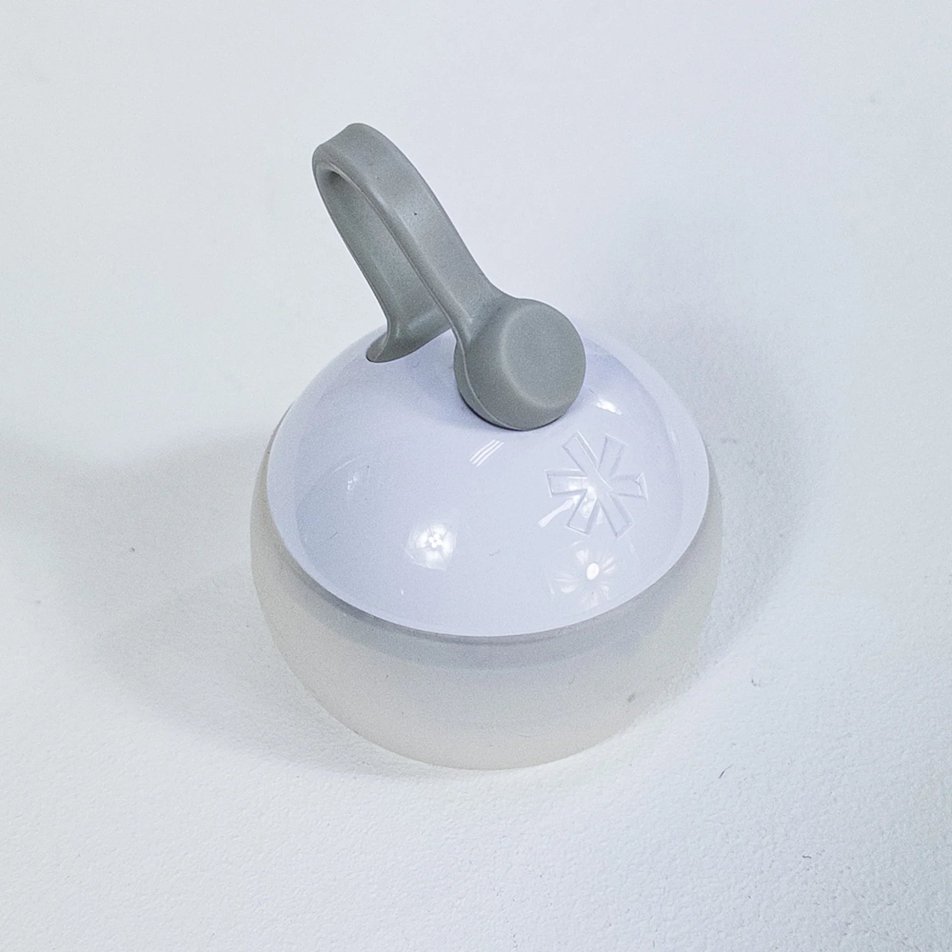 【OneSize ホワイト系】 Snowpeak ( スノーピーク ) たねほおずき ゆき ライティングギア ハンドライト z00051402 ハンドライト ライティングギア - 【公式】2ndGEAR（セカンドギア）Webショップ【登山用品・アウトドア用品専門 買取販売店】