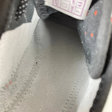 Evolv Geshido Lace 女款 23.5cm 粉色/珊瑚色/白色攀岩鞋，货号 z00054594，珊瑚色/白色