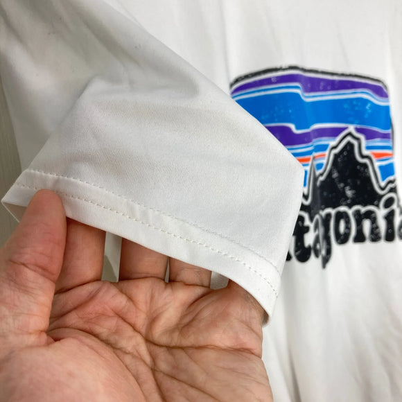 【Women's S ホワイト系】 2021 Patagonia ( パタゴニア ) キャプリーン クール デイリー グラフィック シャツ Capilene Cool Daily Graphic Shirt ポリエステル ウェア トップス インナー シャツ ショートスリ