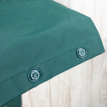 【Men's S グリーン系】 Columbia ( コロンビア ) レインスーツ Rain Suite ポリ塩化ビニル RM0120 International Men's レインスーツ レインシェル セットアップ ウェア - 【公式】2ndGEAR（セカンドギア）Webショップ【登山用品・アウトドア用品専門 買取販売店】