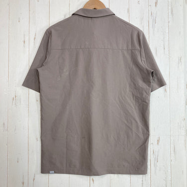 【Men's XS ベージュ系】 Houdini ( フーディニ ) コスモシャツ Cosmo Shirt ポリエステル ウェア トップス インナー シャツ ショートスリーブシャツ 化繊 z00060333  化繊 ショートスリーブシャツ インナー シャツ トップス