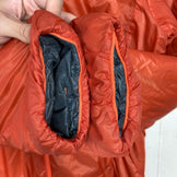 【Men's S オレンジ系】 2021 Patagonia ( パタゴニア ) ダス ライト フーディ DAS Light Hoody メトリックオレンジ Metric Orange MEOR 化繊ダウン ウェア トップス アウター ジャケット 化繊インサレーショ