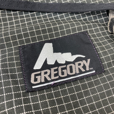 One Size Black 1997 Gregory Classic Daypack 26L Spectra Nylon with Silver Tag (Old Tag) Hard to Find Nylon Storage Backpack Capacity: 30L-54L