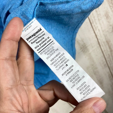 【Men's XS ブルー系】 Patagonia ( パタゴニア ) フィッツロイ ホライゾンズ レスポンシビリティー Fitz Roy Horizons Responsibili-Tee Tシャツ リサイクルコットン 38501 International Me - 【公式】2ndGEAR（セカンドギア）Webショップ【登山用品・アウトドア用品専門 買取販売店】