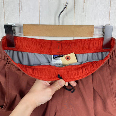 【Men's S レッド系】 2011 Patagonia ( パタゴニア ) ナイン トレイルズ ショーツ Nine Trails Shorts ポリエステル ウェア ボトムス ショーツ ショートパンツ ソフトシェル z00054303  ソフトシェル ショーツ