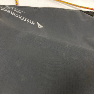 【OneSize グレー系】 Klattermusen ( クレッタルムーセン ) フリッド ウォータープルーフ アクセサリバッグ 1.5L Hrid Wp Accessory Bag 1.5L ショルダーバッグ サコッシュ ショルダーポーチ サッチェル 2221