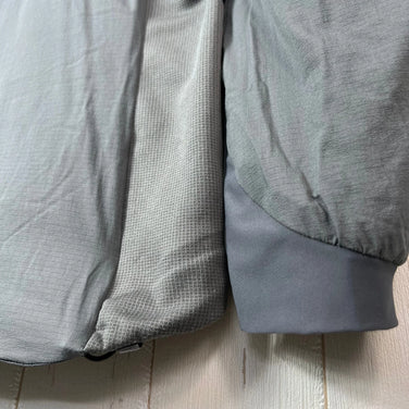 Men's Small Gray Arcteryx Leaf Atom Hoody LT Gen2 Wolf 21333 (Discontinued Model, Hard to Find) Synthetic Down Jacket, Outerwear