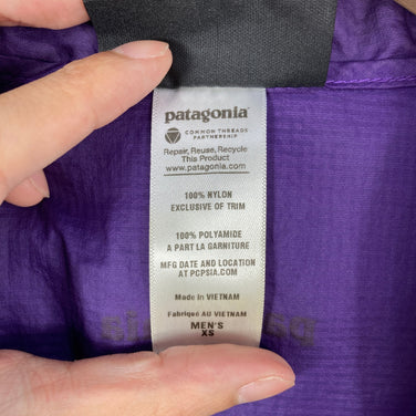 【Men's XS パープル系】 2013 Patagonia ( パタゴニア ) フーディニ ジャケット Houdini Jacket PUR ナイロン ウェア トップス アウター ジャケット ウィンドシェル z00056697 PUR ウィンドシェル アウター ジ