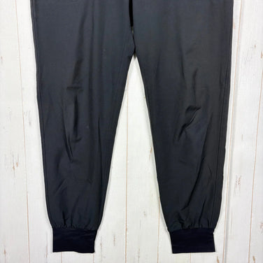 2017 Patagonia Happy Hike Studio 女款小号裤，黑色。涤纶软壳裤 (z00055705)。