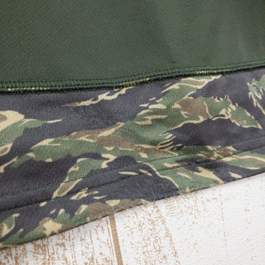 【Men's XS グリーン系】 Mountain Martial Arts | Mma ( マウンテンマーシャルアーツ ) ドライ ポケット ロング Tシャツ Dry Pocket Long Tee Khaki（カーキ×タイガーカモ） ポリエステル ウェア トップス - 【公式】2ndGEAR（セカンドギア）Webショップ【登山用品・アウトドア用品専門 買取販売店】