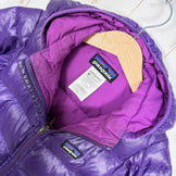 【Baby's 2T パープル系】 2013 Patagonia ( パタゴニア ) ハイロフト ダウンセーター フーディ Hi Loft Down Sweater Hoodie PUR ダウン ウェア トップス アウター ジャケット ダウンインサレーション z0005