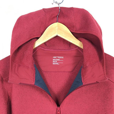 【Men's XS レッド系】 Arcteryx ( アークテリクス ) コバート フーディ Covert Hoody ニット調フリース ジャケット 29670 International Men's 30432 Bordeaux Heather フリース アウター - 【公式】2ndGEAR（セカンドギア）Webショップ【登山用品・アウトドア用品専門 買取販売店】
