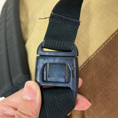 【OneSize ベージュ系】 1980s The North Face ( ザ・ノースフェイス ) デイパック Day Pack 生産終了モデル 入手困難 茶タグ 旧タグ コーデュラナイロン製 アメリカ製 ナイロン バッグ ストレージ バックパック デイパック 容
