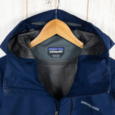 【Women's S ネイビー系】 Patagonia ( パタゴニア ) カルサイト ジャケット Calcite Jacket ポリエステル 84996 International Women's GORE-TEX-2.5L ( ゴアテックス・2.5レイヤー ) 撥水 - 【公式】2ndGEAR（セカンドギア）Webショップ【登山用品・アウトドア用品専門 買取販売店】