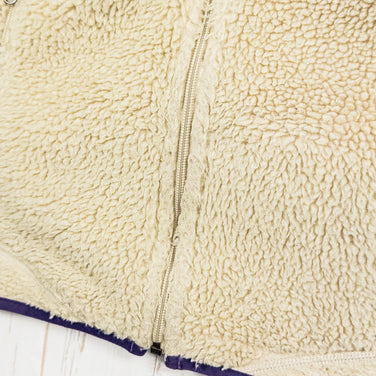 2014 Patagonia Classic Retro-X Vest (ELKH/Elcap Khaki) Men's Small Beige. Polyester fleece top. Product code: z00052861 EL.