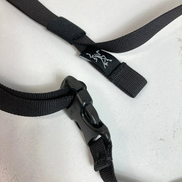 Arcteryx Ion 轻量粉袋（L码，灰色）尼龙收纳单肩包（z00053083）