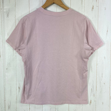 【Women's M ピンク系】 Arcteryx ( アークテリクス ) エンボイ エンブレム ショートスリーブ Envoy Emblem Short Sleeve Alpine Rose オーガニックコットン混 / ストレッチ オーガニックコットン ウェア トップ