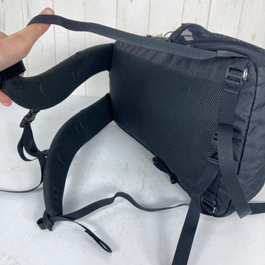 【OneSize ブラック系】 Ridge Mountain Gear ( リッジマウンテンギア ) ワンマイル One Mile ナイロン バッグ ストレージ バックパック デイパック 容量【～29L】 X-Pac VX21 ( エックスパック VX21 ) z0