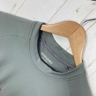 【Men's L グレー系】 Macpac ( マックパック ) マウンテン ウォームス ロングスリーブ クルー メリノウール ウェア トップス インナー シャツ ロングスリーブTシャツ クルーネック ウール z00059295  ウール ロングスリーブTシャツ