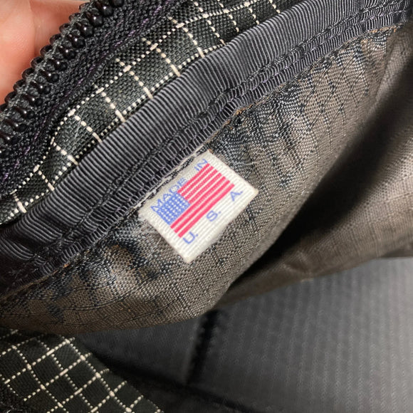 【OneSize ブラック系】 1997 Gregory ( グレゴリー ) クラシック デイパック 26L Classic Daypack 26L Spectra Nylon 銀タグ 旧タグ 入手困難 ナイロン バッグ ストレージ バックパック 容量【30L～54