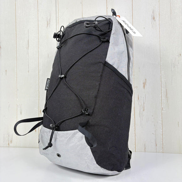 【Unisex OneSize グレー系】 Ridge Mountain Gear ( リッジマウンテンギア ) ワンマイル トリム One Mile Trim  Glacier Grey z00055810 Glacier Grey デイパック 容量【～29L】 バックパック
