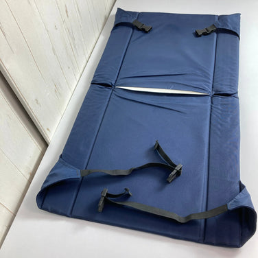 【OneSize ネイビー系】 1980s Crazy Creek ( クレイジークリーク ) ザ・チェア The Chair 生産終了モデル 入手困難 旧タグ グラウンドチェア 座椅子 キャンピングギア キャンピングファニチャー チェア z00052407 チェ - 【公式】2ndGEAR（セカンドギア）Webショップ【登山用品・アウトドア用品専門 買取販売店】