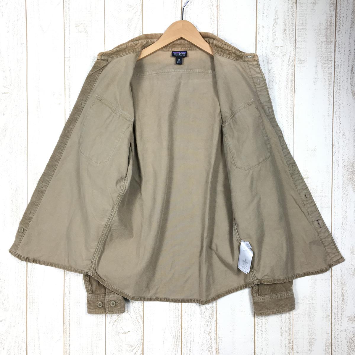 【Men's XS ベージュ系】 Patagonia ( パタゴニア ) ロングスリーブ ワークウェア シャツ Long Sleeved Workwear Shirt オーガニックコットンコーデュロイ 生産終了モデル 入手困難 53795 International