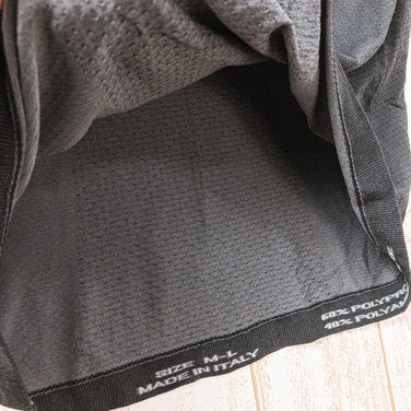 【Men's M/L ブラック系】 Montura ( モンチュラ ) シームレス ウルトラ-L ティーシャツ SEAMLESS ULTRA-L T-SHIRT 1枚 ポリプロピレン ウェア トップス インナー シャツ ショートスリーブTシャツ クルーネック 化繊 z0 - 【公式】2ndGEAR（セカンドギア）Webショップ【登山用品・アウトドア用品専門 買取販売店】