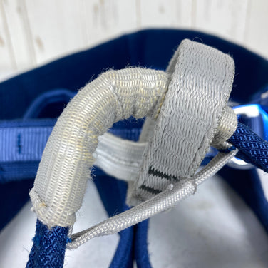 【M ブルー系】 Petzl ( ペツル ) アジャマ Adjama クライミングハーネス マウンテニアリングハーネス ロッククライミングギア z00059329  ロッククライミングギア