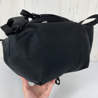 【Unisex OneSize ブラック系】 Mystery Ranch ( ミステリーランチ ) カタリスト 22 Catalyst 22 Black 3ジップ 500D リサイクルコーデュラナイロン ナイロン バッグ ストレージ バックパック デイパック 容量【～29L】 z