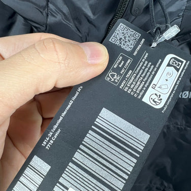 【Men's M ブラック系】 Norrona ( ノローナ ) フォルケティン サーモ40 フード メンズ Falketind Thermo40 Hood M's 1814-24 7718 CAVIAR z00056078 7718 CAVIAR 化繊インサレーシ