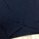 【Unisex S ネイビー系】 Yamatomichi ( 山と道 ) 100% メリノ ライト ロングスリーブ 100% Merino Light Long Sleeve メリノウール Tシャツ ロンt Unisex ウール ロングスリーブTシャツ クルーネック - 【公式】2ndGEAR（セカンドギア）Webショップ【登山用品・アウトドア用品専門 買取販売店】