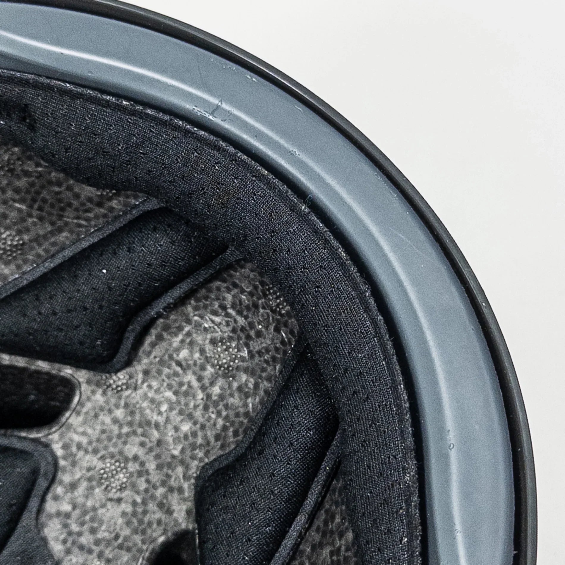 【M/L グレー系】 Black Diamond ( ブラックダイヤモンド ) ハーフドーム ヘルメット z00052776 ヘルメット - 【公式】2ndGEAR（セカンドギア）Webショップ【登山用品・アウトドア用品専門 買取販売店】