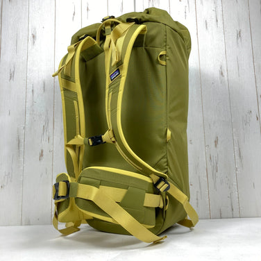 2025 Patagonia Ascensionist Climbing Pack 35L (GRZG) - Medium Green. Nylon storage backpack with a capacity of 30L-54L.