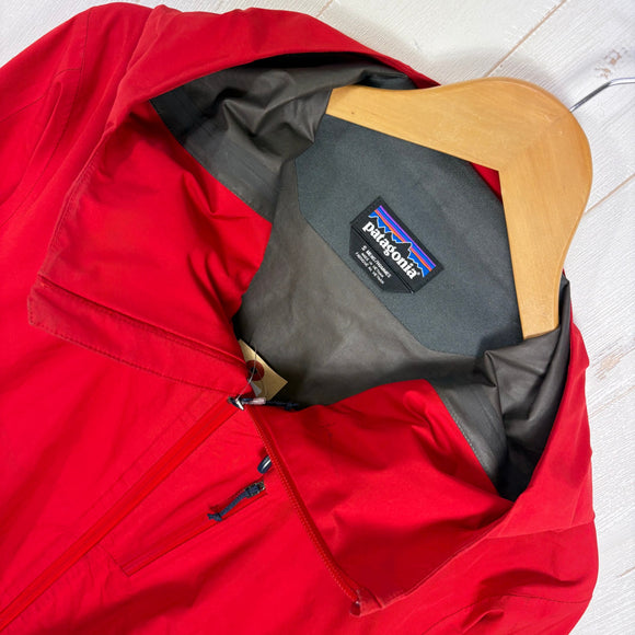 【Men's S レッド系】 2019 Patagonia ( パタゴニア ) カルサイト ジャケット Calcite Jacket FIRE (FRE) GORE-TEX Paclite Plus 2.5層 防水透湿 ポリエステル ウェア トップス アウター ジ