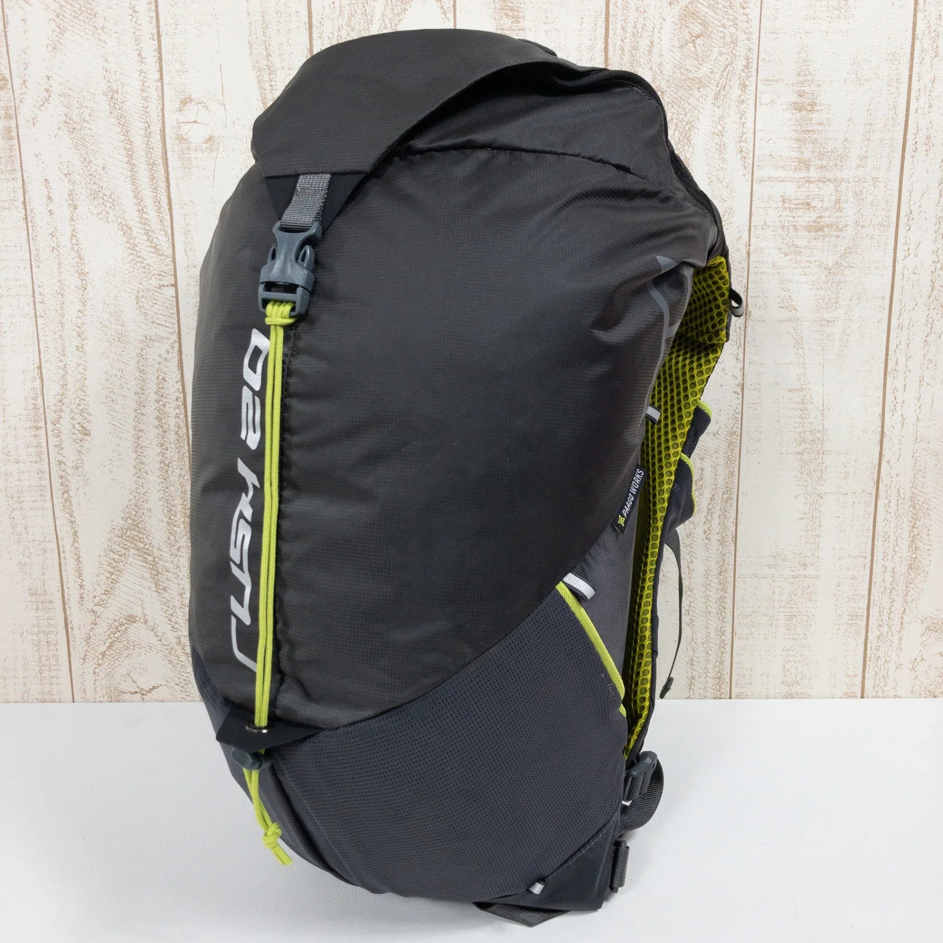 【OneSize グレー系】 Paago Works ( パーゴワークス ) ラッシュ 20 RUSH 20 ミッドナイト バッグ ストレージ バックパック デイパック 容量【～29L】 z00051160 ミッドナイト デイパック 容量【～29L】 バックパック - 【公式】2ndGEAR（セカンドギア）Webショップ【登山用品・アウトドア用品専門 買取販売店】