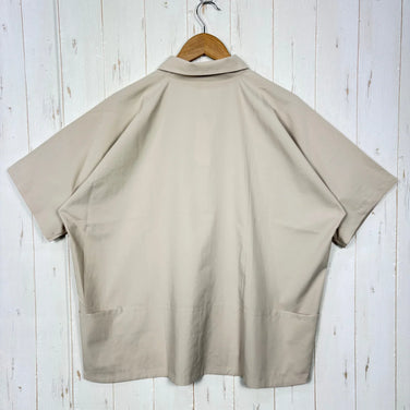 【Unisex 3 ベージュ系】 Juuni No Youhinten ( 一二の用品店 | じゅうに ) フワット バニラ / vanilla 入手困難 ポリエステル ウェア トップス インナー シャツ ショートスリーブシャツ 化繊 z00054407 バニラ /