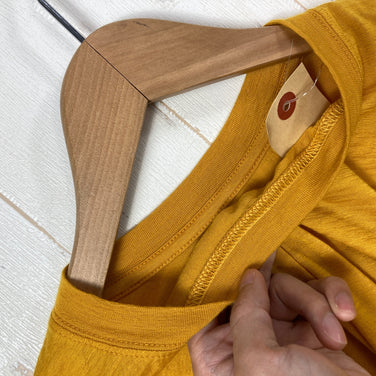 【Unisex L オレンジ系】 Yamatomichi ( 山と道 ) メリノ ライト クルー ネック ポケット Merino Light Crew Neck Pocket Mustard メリノウール ウェア トップス インナー シャツ ショートスリーブシャツ ウ