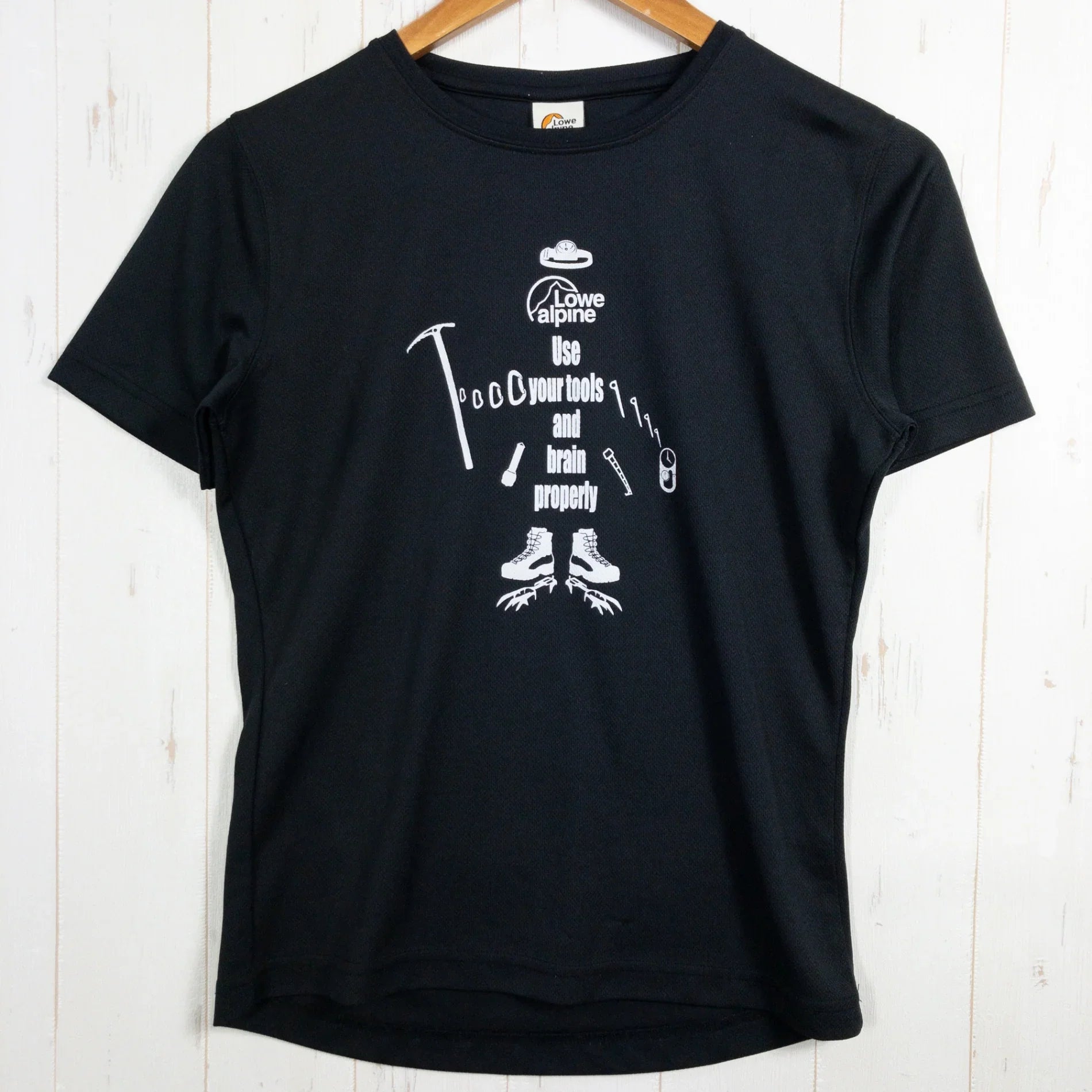 【Women's M ブラック系】 Lowe Alpine ( ロウアルパイン ) メッセージ ティー Message Tee ポリエステル ウェア トップス インナー シャツ ショートスリーブTシャツ クルーネック 化繊 z00052706 化繊 ショートスリーブT - 【公式】2ndGEAR（セカンドギア）Webショップ【登山用品・アウトドア用品専門 買取販売店】