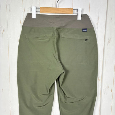 2022 Patagonia Happy Hike Studio 女款小号长裤，绿色。涤纶软壳裤 (z00055691)。