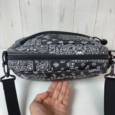 Chums 再生小号梯形单肩包（黑色，均码）z00053165，涤纶收纳袋