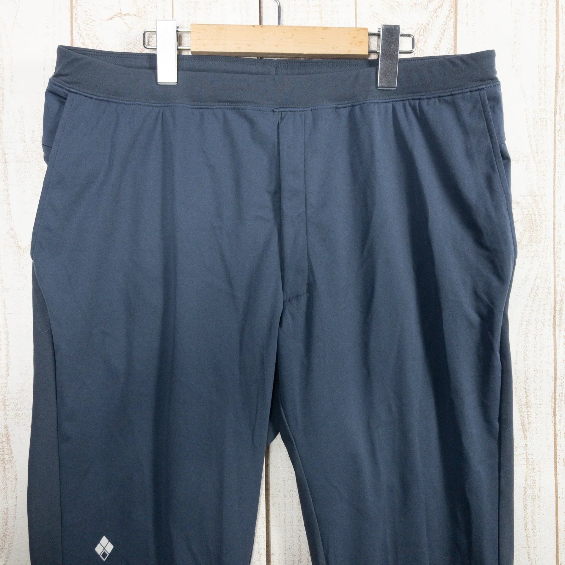 【Men's XL グレー系】 Montbell ( モンベル ) クロス ランナー パンツ Cross Runner Pants ポリエステル ウェア ボトムス ロングパンツ ソフトシェル z00051220 ソフトシェル ロングパンツ ボトムス ウェア - 【公式】2ndGEAR（セカンドギア）Webショップ【登山用品・アウトドア用品専門 買取販売店】