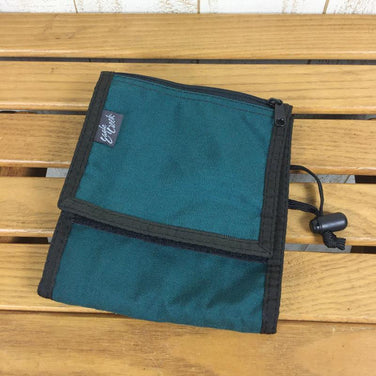 【OneSize グリーン系】 Eagle Creek ( イーグルクリーク ) トラベラーウォレット パスポートケース ショルダーバッグ バッグ ストレージ - 【公式】2ndGEAR（セカンドギア）Webショップ【登山用品・アウトドア用品専門 買取販売店】