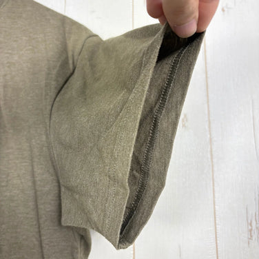 【Men's S グリーン系】 Mountain Hardwear ( マウンテンハードウェア ) コットン ショートスリーブ ティー Cotton Short Sleeve Tee			 ウェア トップス インナー シャツ ショートスリーブTシャツ クルーネック