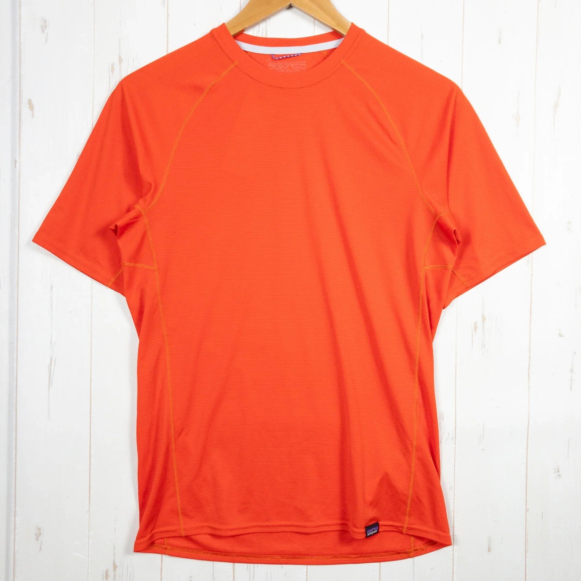 【Men's XS オレンジ系】 2018 Patagonia ( パタゴニア ) キャプリーン ライトウェイト Tシャツ Capilene Lightweight T-Shirt PBH ポリエステル ウェア トップス インナー シャツ ショートスリーブTシャツ ク - 【公式】2ndGEAR（セカンドギア）Webショップ【登山用品・アウトドア用品専門 買取販売店】