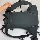 均码，黑色 Arcteryx Snoyo 2000（已停产，难觅踪影）。加拿大制造。收纳背包。容量：30升-54升。产品编号：z00052922。