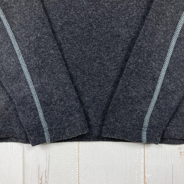 Men's Medium Black Marmot Wool Long Sleeve Tee, Wool Top, Undershirt, Long Sleeve T-Shirt with Crew Neck, Wool (z00054280)