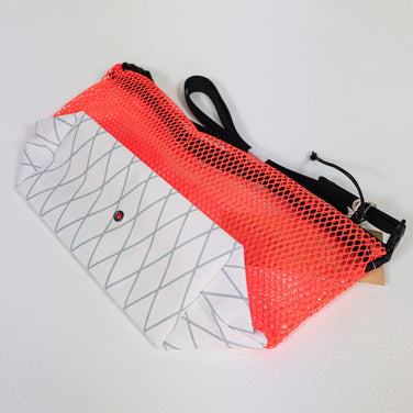 【Unisex OneSize オレンジ系】 holo（ホロ） フィッシュマン サコッシュ Fishman Sacoche ナイロン バッグ ストレージ パッキングサック スタッフサック インナーポーチ X-Pac VX21 ( エックスパック VX21 ) z00050421 - 【公式】2ndGEAR（セカンドギア）Webショップ【登山用品・アウトドア用品専門 買取販売店】