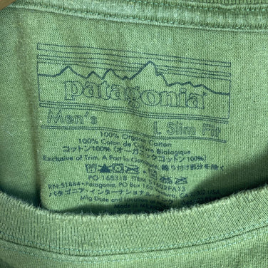 【Men's L グリーン系】 2013 Patagonia ( パタゴニア ) フライング フィッシュ ティーシャツ Flying Fish T-Shirt 生産終了モデル 入手困難 オーガニックコットン ウェア トップス インナー シャツ ショートスリーブTシャ